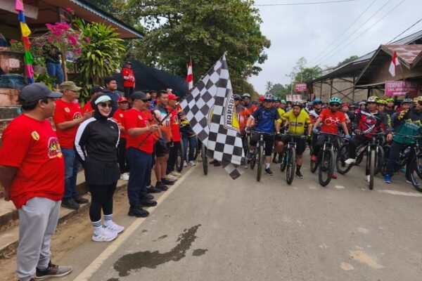 Bupati HST Samsul Rizal Lepas Resmi Gowes HST Menyala (Jelajah Bumi Murakata 2)