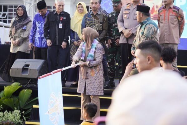 Festival Seni Banjarbaru Dimulai, Wali Kota Banjarbaru Pukul Gong