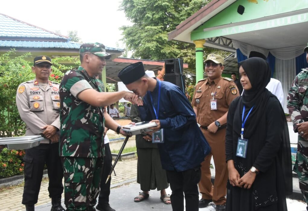 Dandim 1002/HST Launching Program Makan Bergizi Di MAN 4 Hulu Sungai Tengah